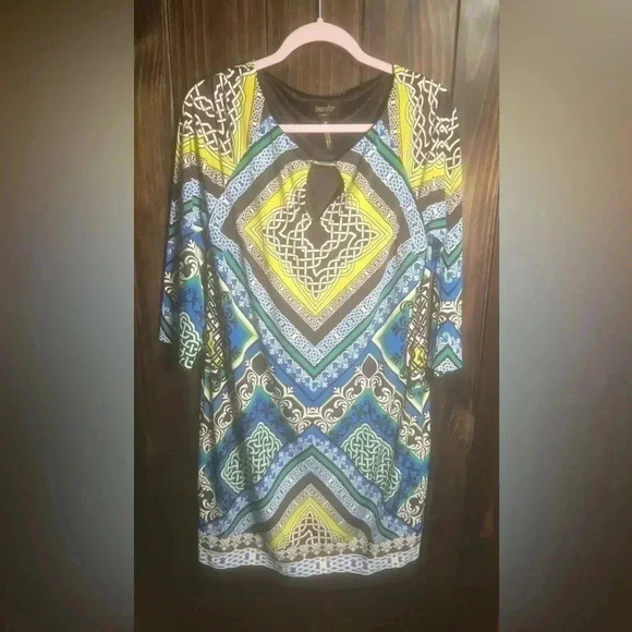 Laundry by Shelli Segal Dress. Size: Medium - Picture 1 of 10